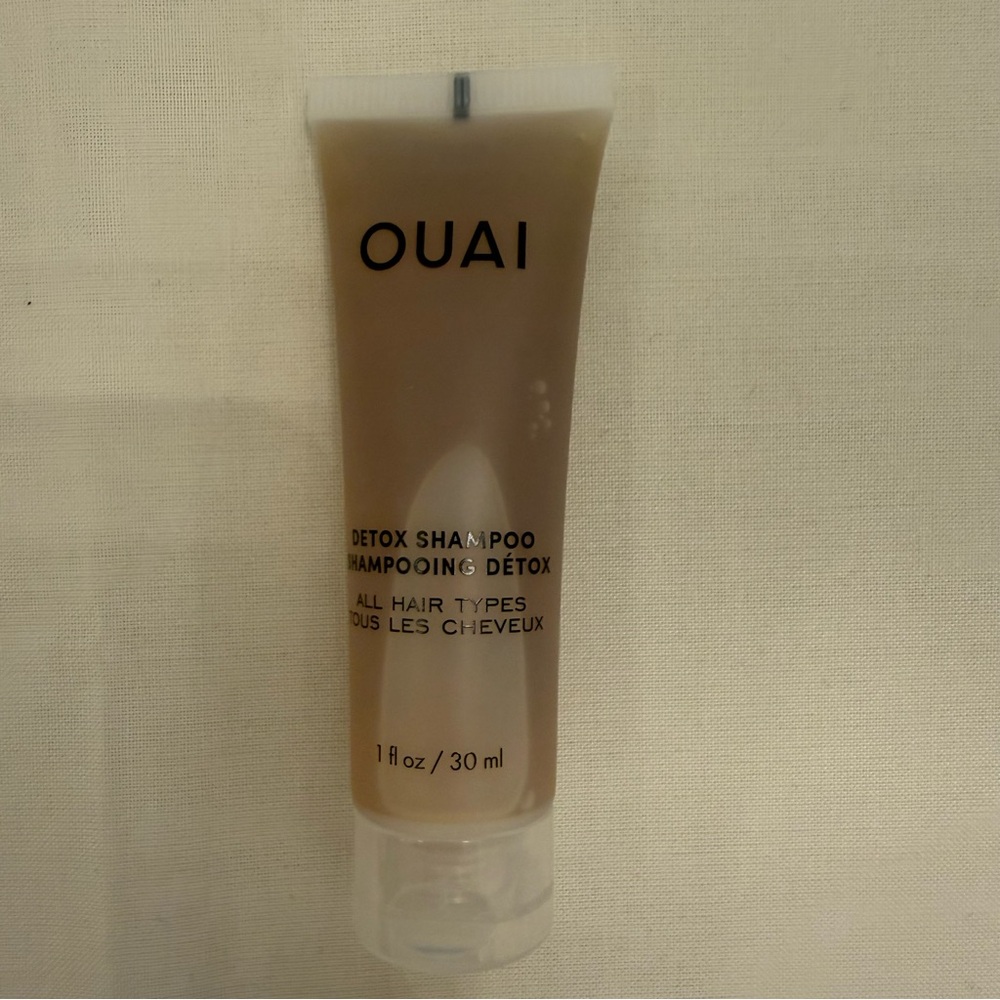 OUAI Detox Shampoo Travel Tube - Clear & Tan Packaging - Picture 3 of 6